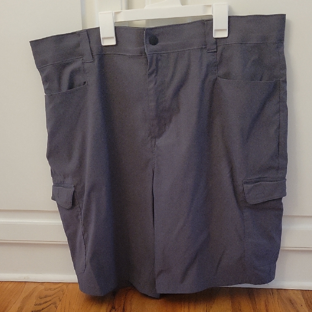 Orvis Men's Cargo Shorts - Dark Gray
